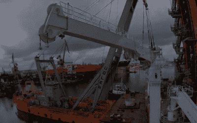 Crane replacement operation on the magnificent Deep Star